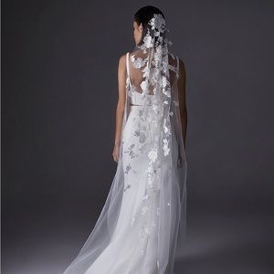 Hepburn Teardrop Veil